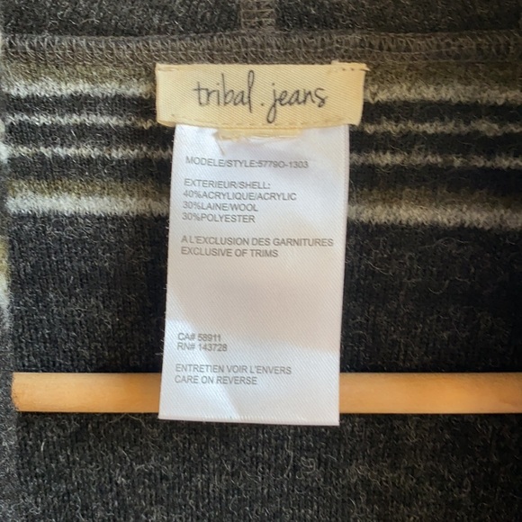 🤍Tribal Open Front Drape Sweater in Moss Colorway - Picture 5 of 17